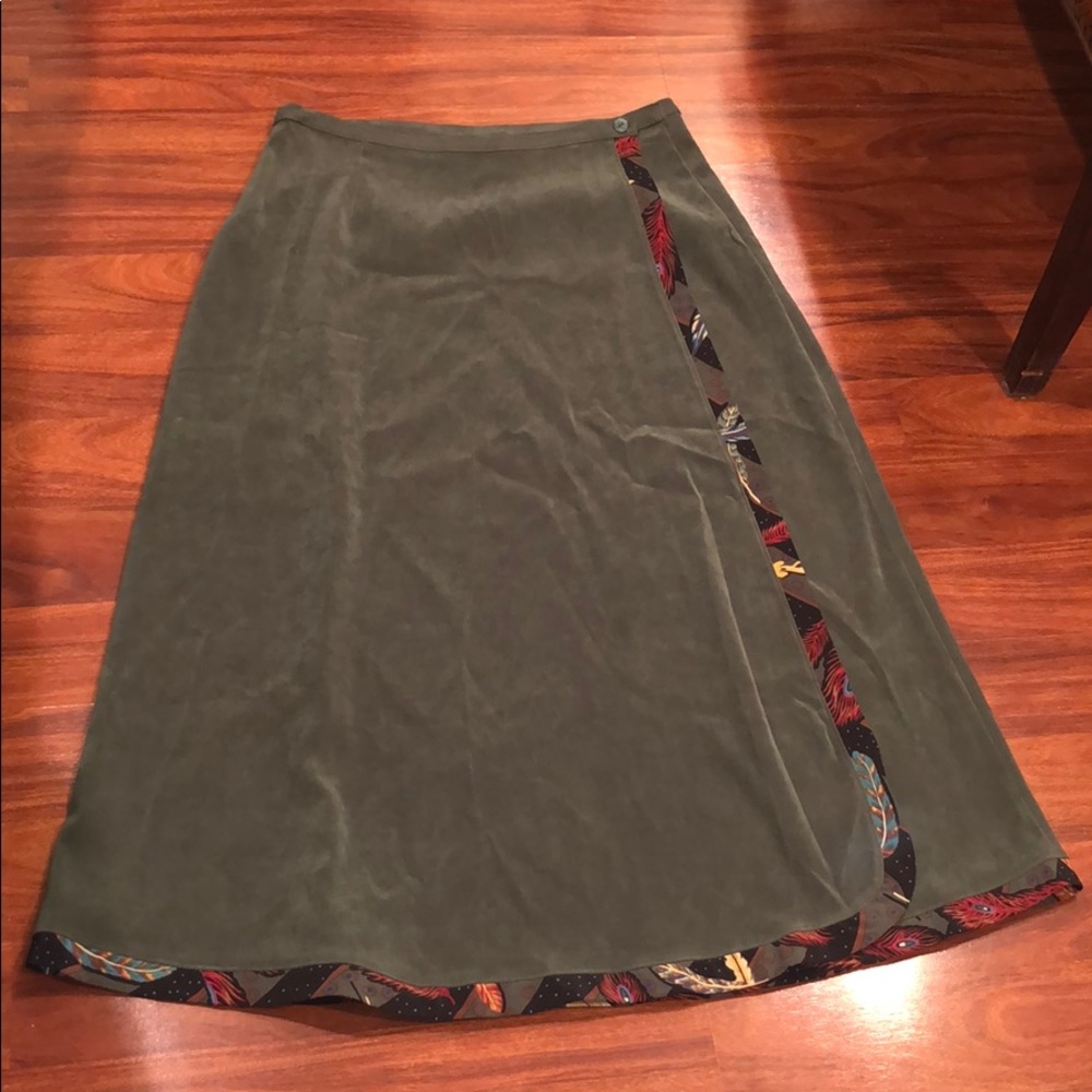 Velvet skirt